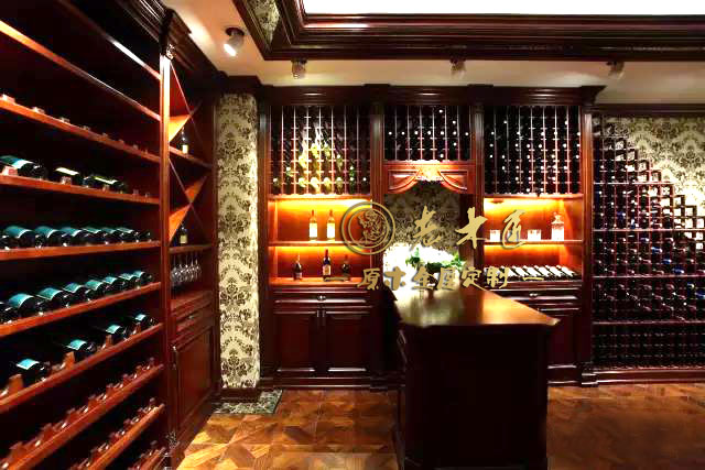 ��ľ��װ��վ